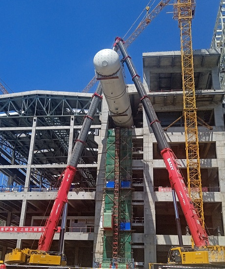 陽泉熱電項目#1、#2機組除氧器 順利完成吊裝